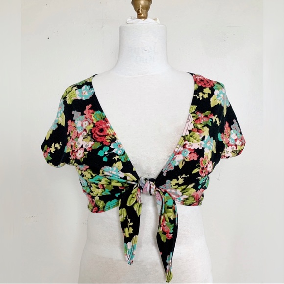 Vivid Floral Adjustable Tie Front Crop Top - Picture 3 of 6